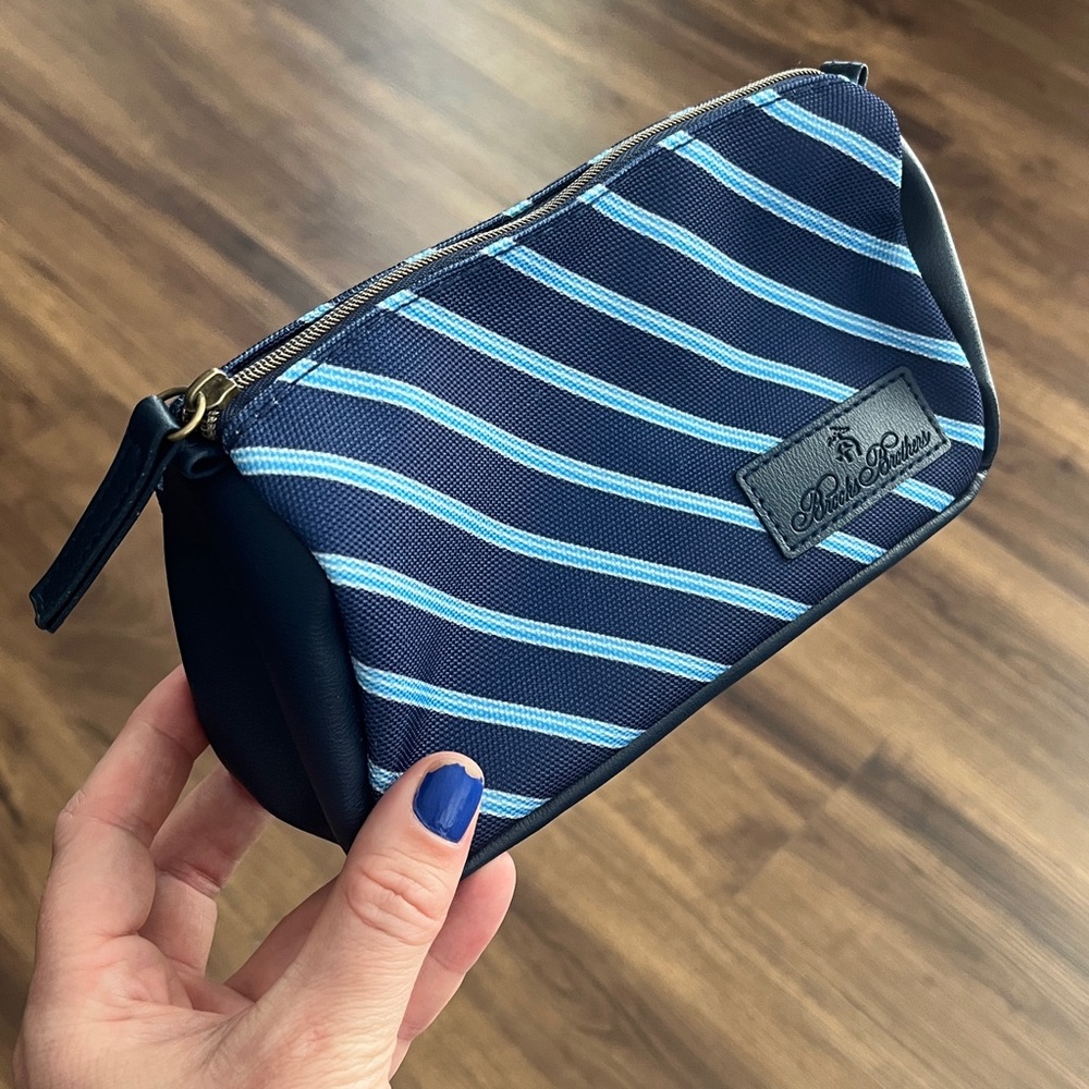 Brooks Brothers Striped Navy & Light Blue Zipper Pouch